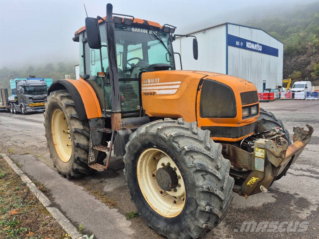 Renault 720RZ トラクター