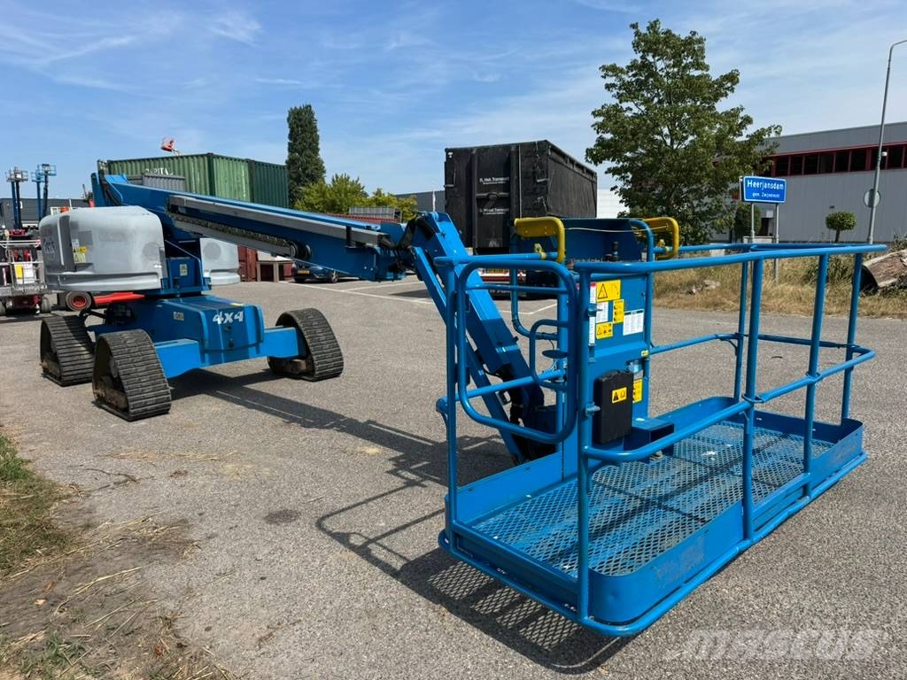 Genie S 45 Trax Telescopic boom lifts