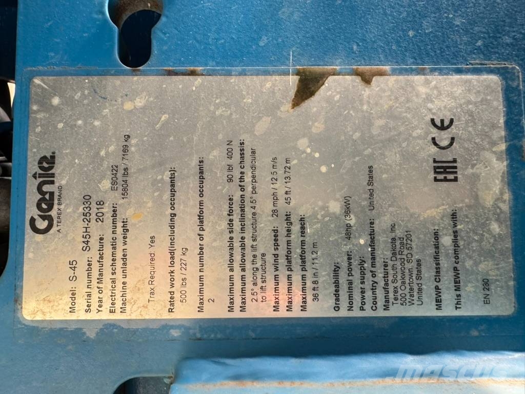 Genie S 45 Trax Telescopic boom lifts