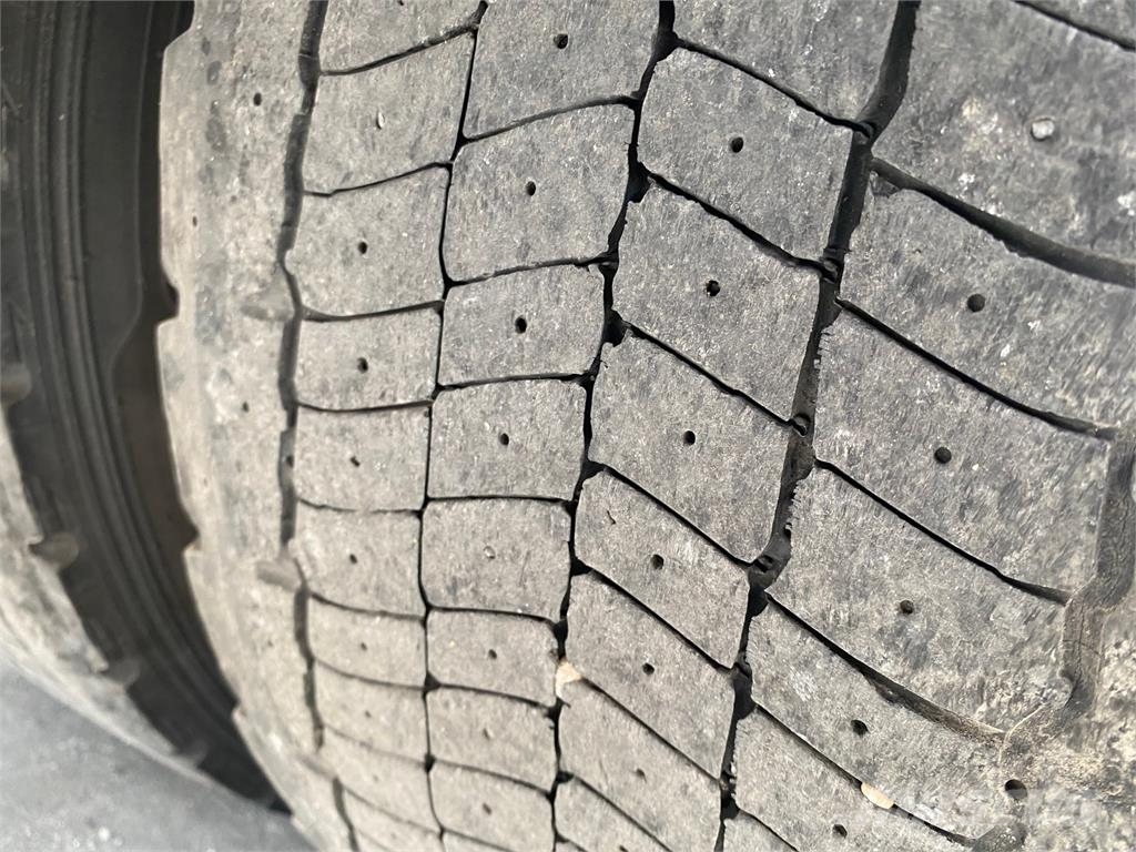 Mercedes-Benz Actros VIN 424 Traktorske jedinice