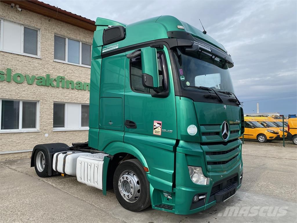 Mercedes-Benz Actros VIN 424 Traktorske jedinice