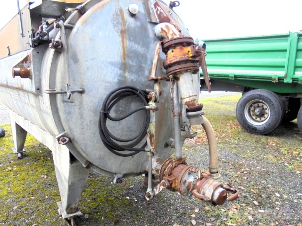 Müller-Mitteltal CHK Vakuumfass mit Pumpe Contenedores cisterna