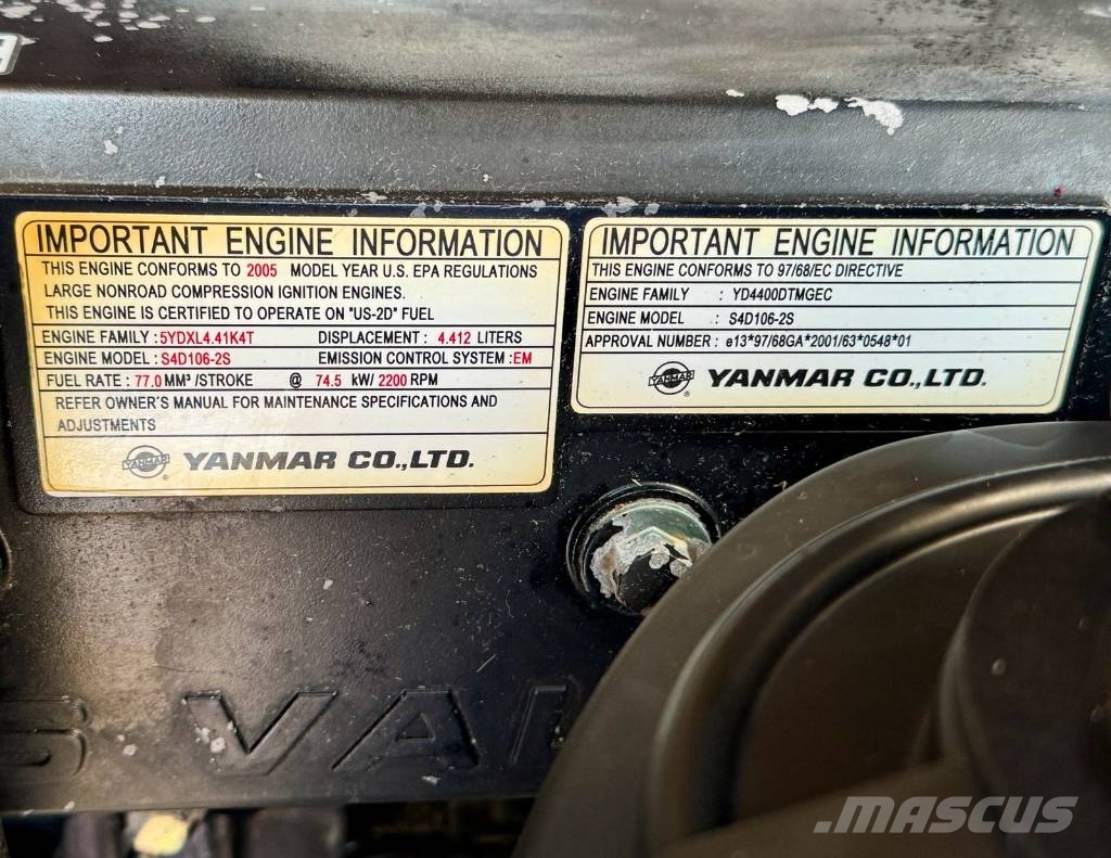 Komatsu WB 97 S TLB's