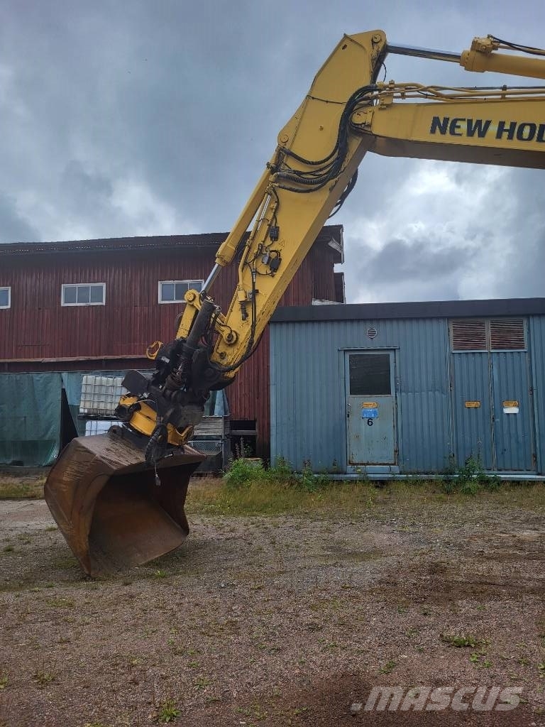 New Holland Kobelco E 235 B SR-2 Crawler excavators