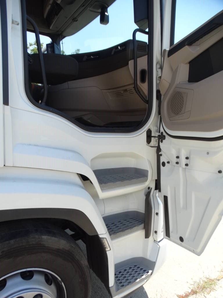 DAF XG 480 FT 4x2 Trekkers