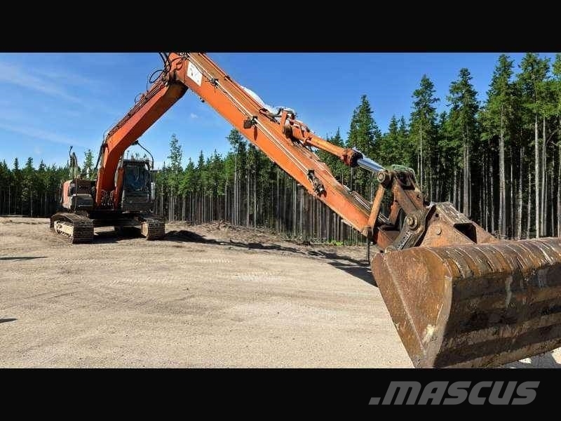 Hitachi ZX210LC-3 Grävmaskiner med lång räckvidd