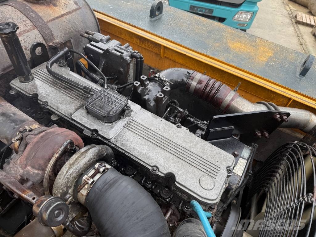 Hyundai R320 NLC-7A Kettenbagger OQ80 Bageri guseničari