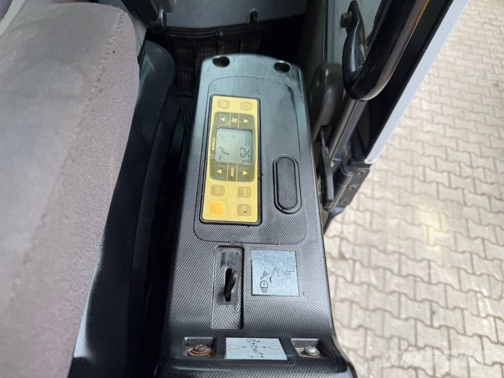 Hyundai R320 NLC-7A Kettenbagger OQ80 Bageri guseničari