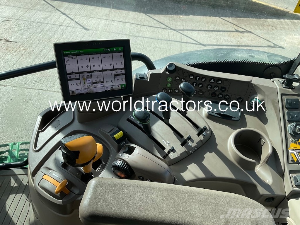 John Deere 6155 R Tractors