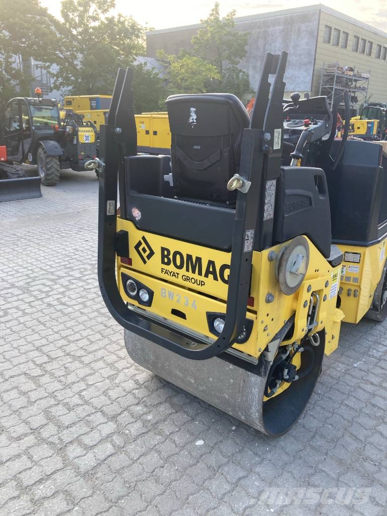 Bomag Tandemwalze BW 100 AD-5 Stufe V Tvilling tromle