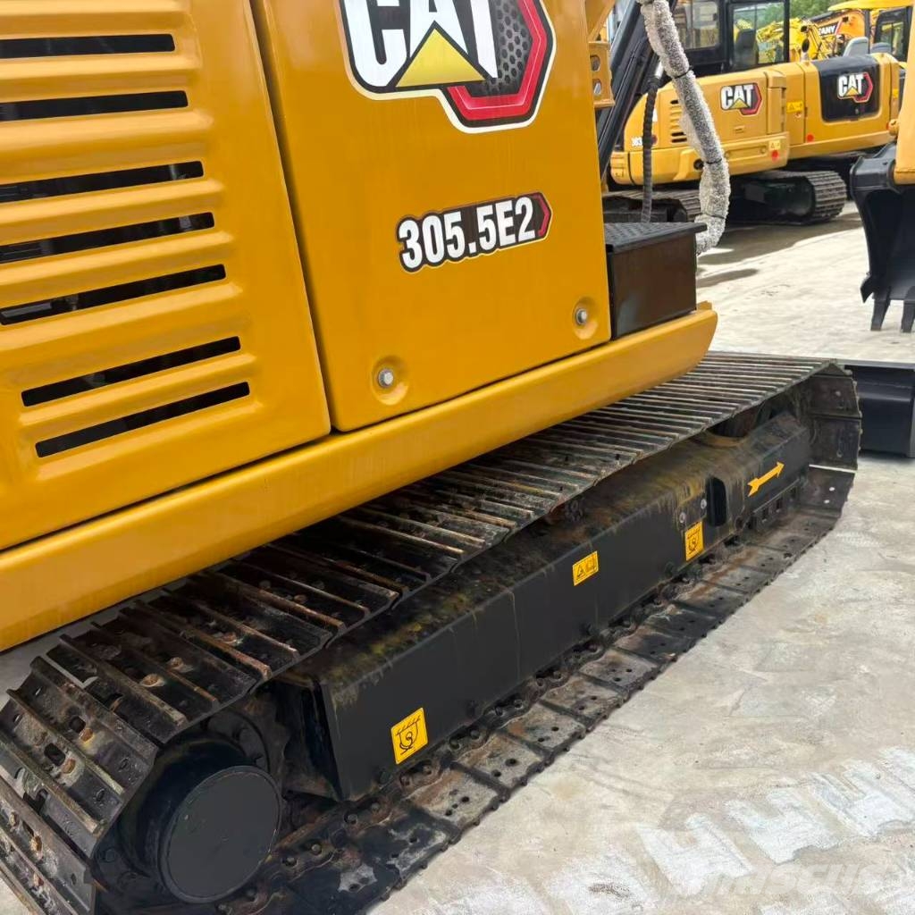 CAT 305.5 小型挖掘机