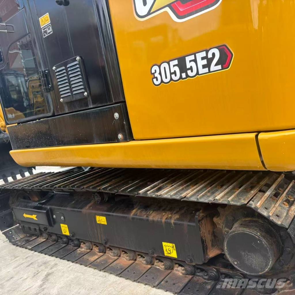 CAT 305.5 小型挖掘机