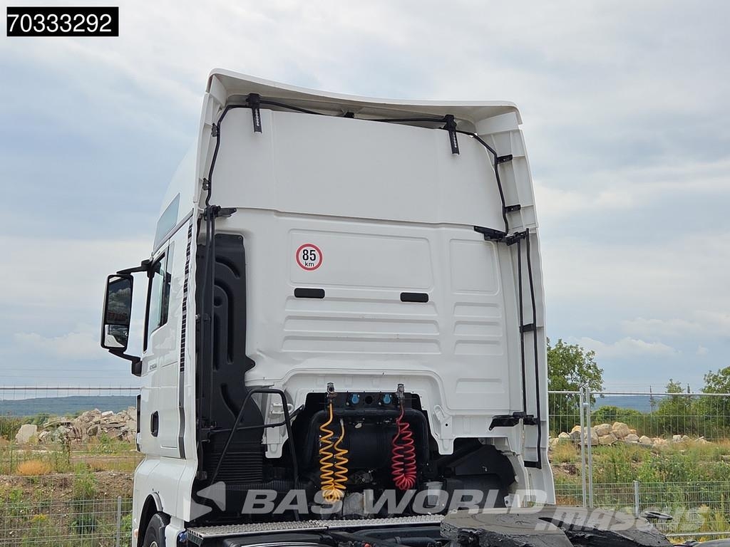 MAN TGX 18.500 4X2 XXL Retarder 2xTanks وحدات الجر