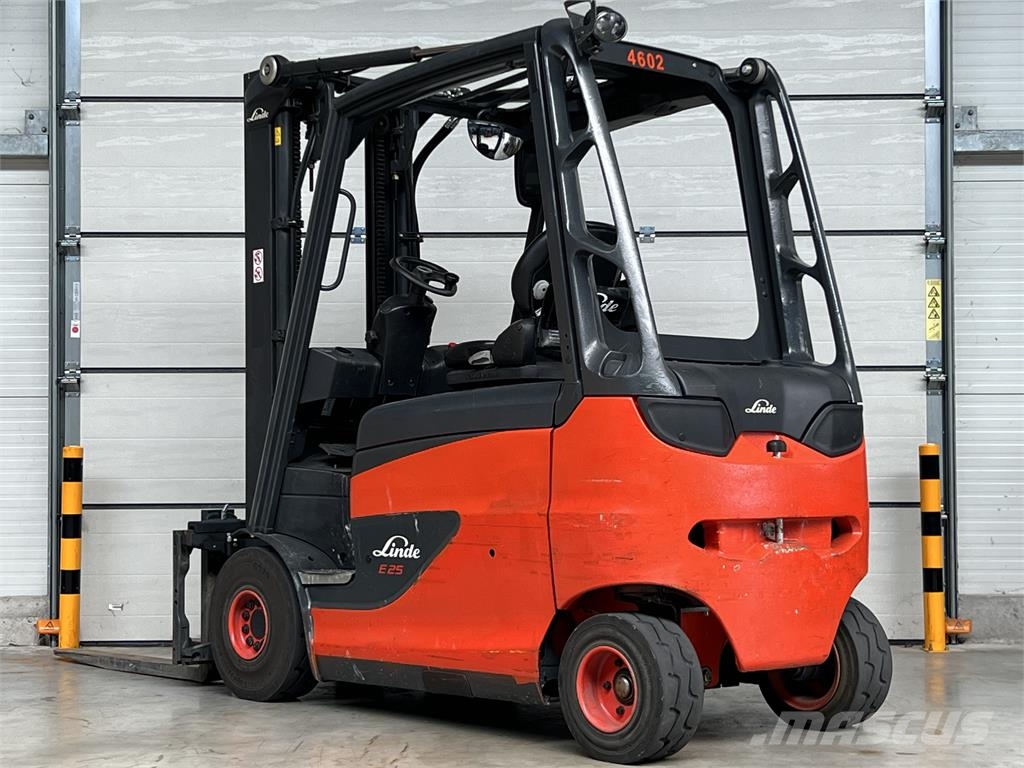 Linde E 25HL-01 / 600 شاحنات ذات رافعات شوكية تعمل بالكهرباء