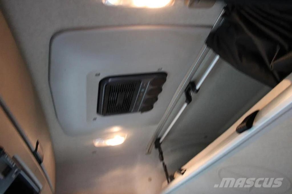 Mercedes-Benz Actros 2027 + EURO 6 + 19T 溫控卡車