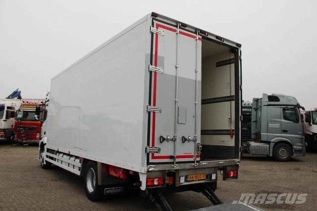 Mercedes-Benz Actros 2027 + EURO 6 + 19T 溫控卡車