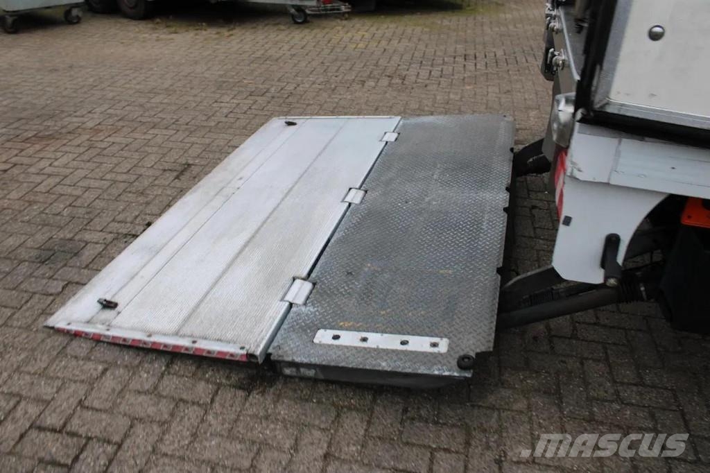 Mercedes-Benz Actros 2027 + EURO 6 + 19T 溫控卡車
