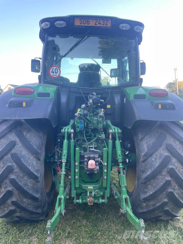 John Deere 6150 R Trattori