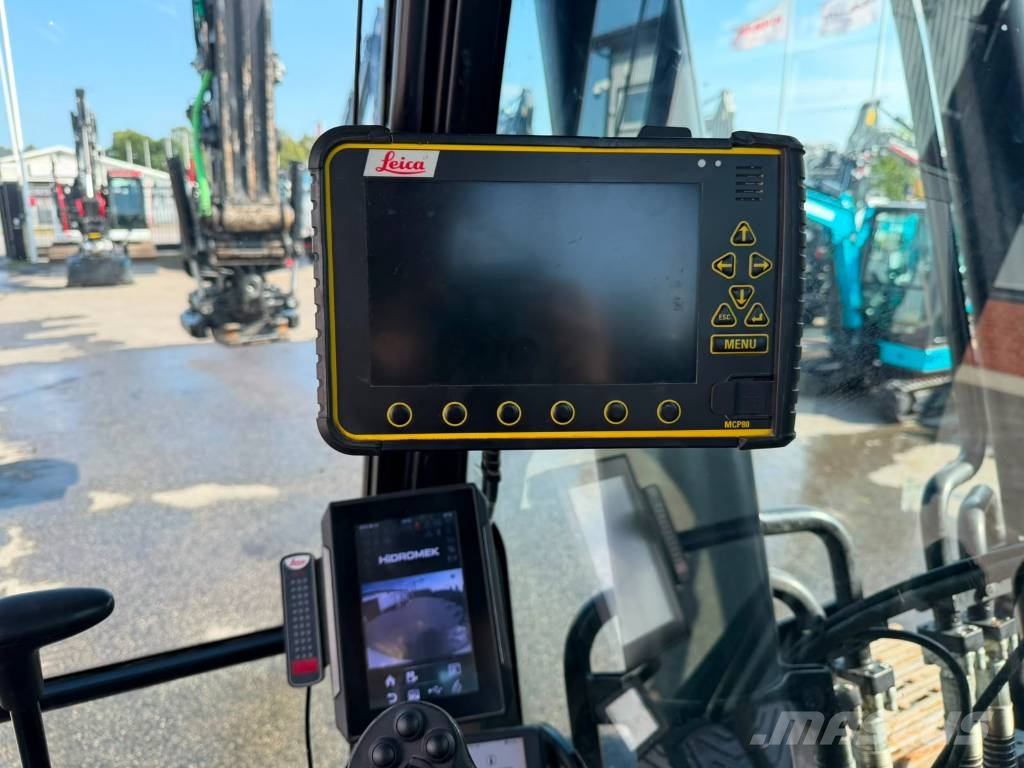 Hidromek HMK 300 LC-4 Pelle sur chenilles