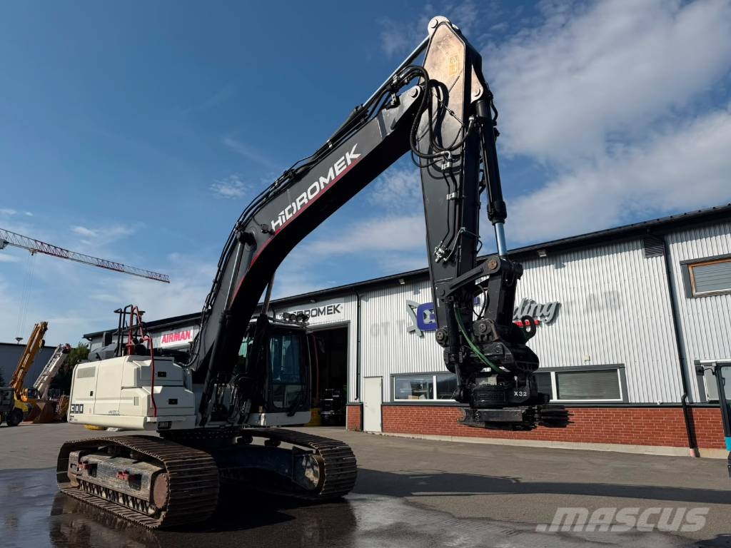 Hidromek HMK 300 LC-4 Pelle sur chenilles