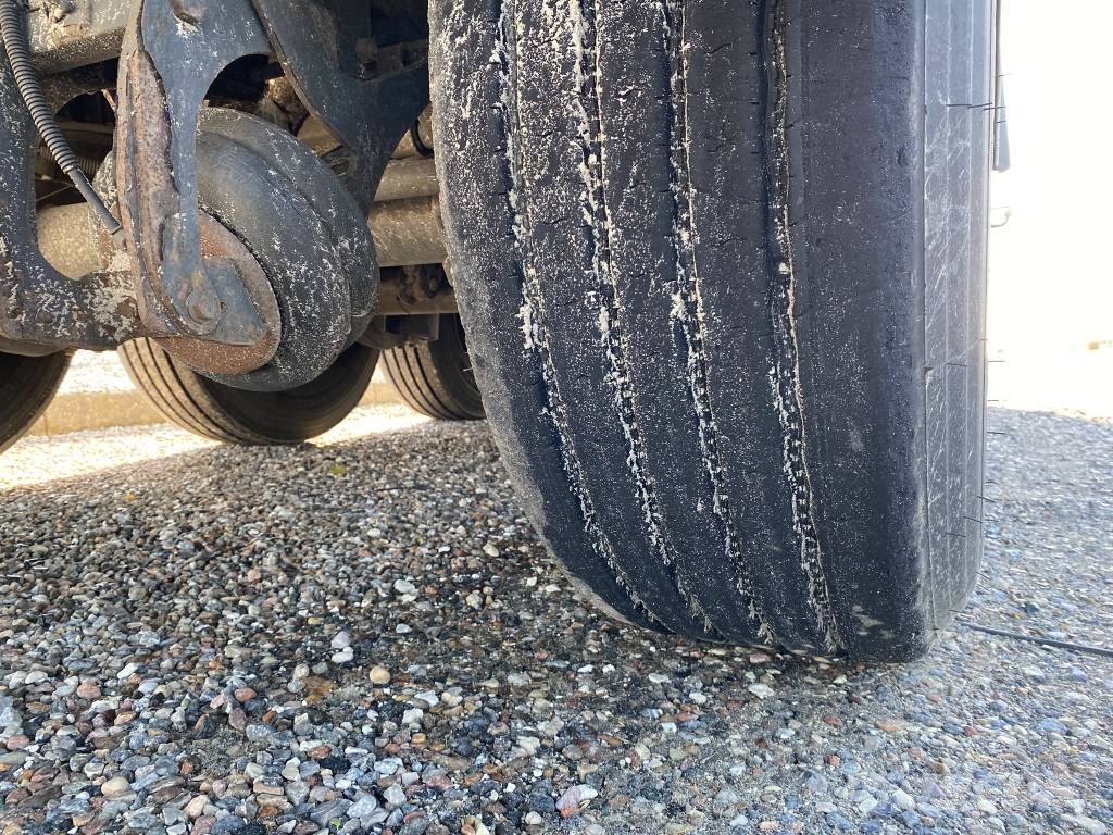 AMT 4 akslet 36 m3 tiptrailer med Ecotop Semi-trailer med tip