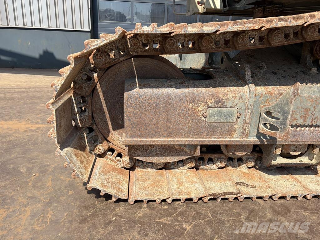 Liebherr R956HD حفارات زحافة
