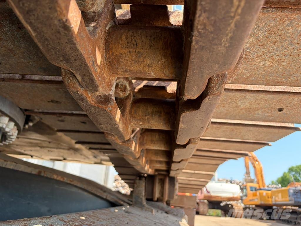 Liebherr R956HD حفارات زحافة