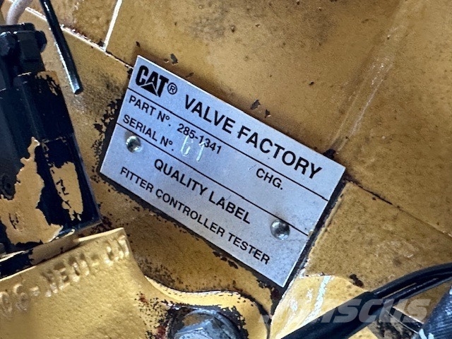 CAT 325 D HYDRAULIC VALVE BLOCK Гідравліка