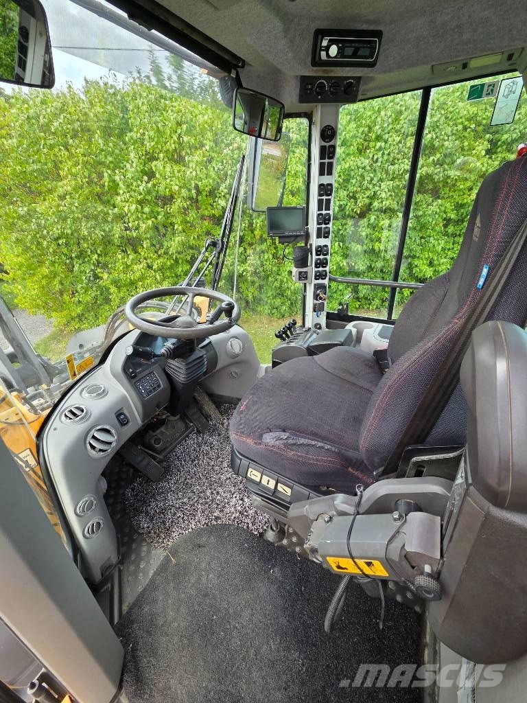 Volvo L 60 F Kolesni nakladalci