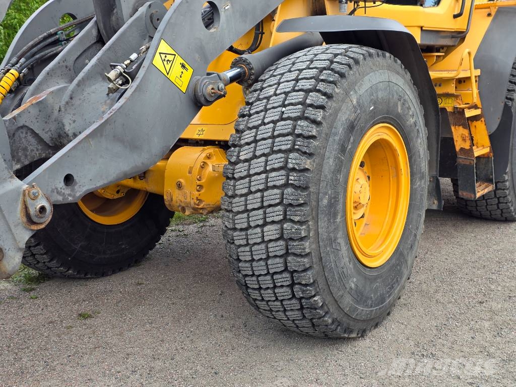 Volvo L 60 F Kolesni nakladalci