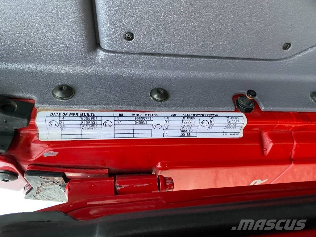 Jeep WRANGLER 2.5i 118 Véhicule d'Origine Française Automašīnas