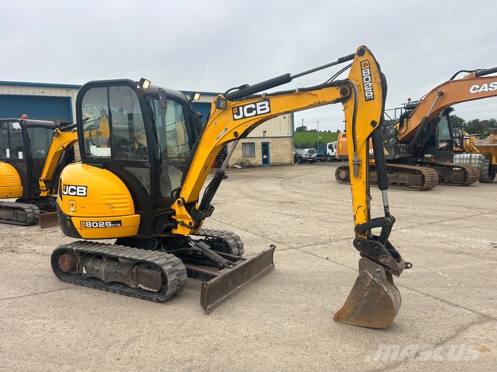 JCB 8026 Mini bagri <7t
