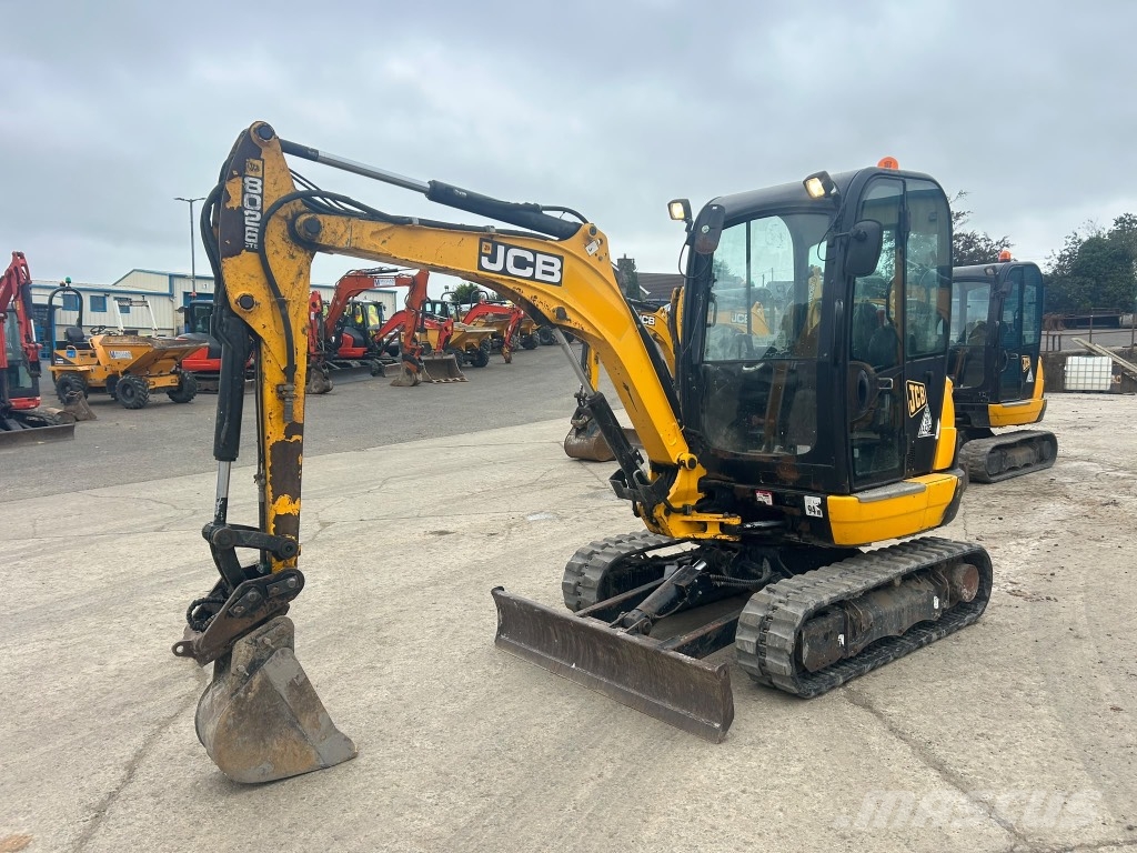 JCB 8026 Mini bagri <7t
