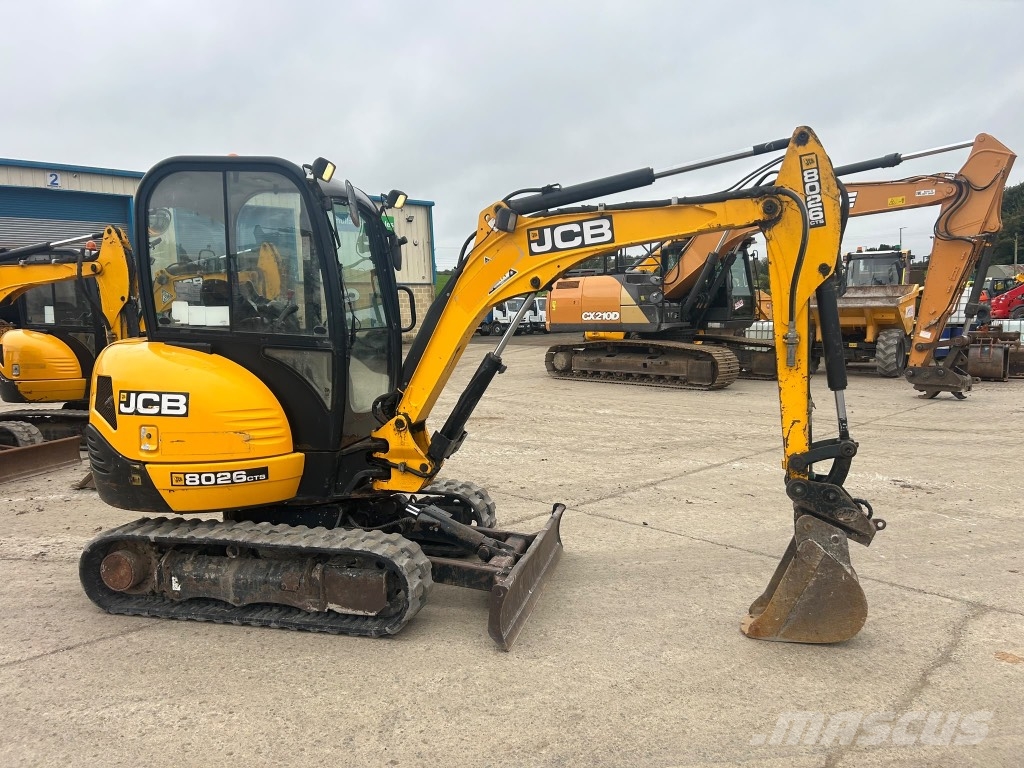 JCB 8026 Mini bagri <7t