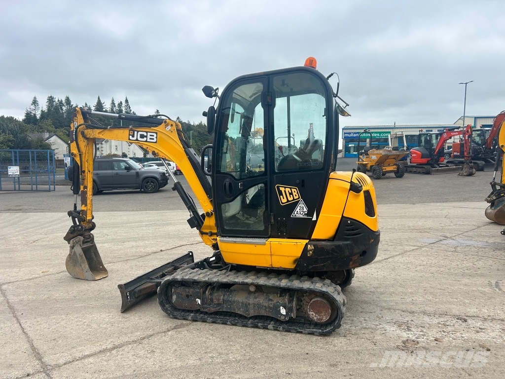 JCB 8026 Mini bagri <7t