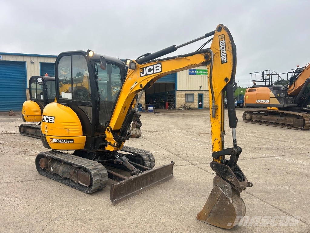 JCB 8026 Mini bagri <7t