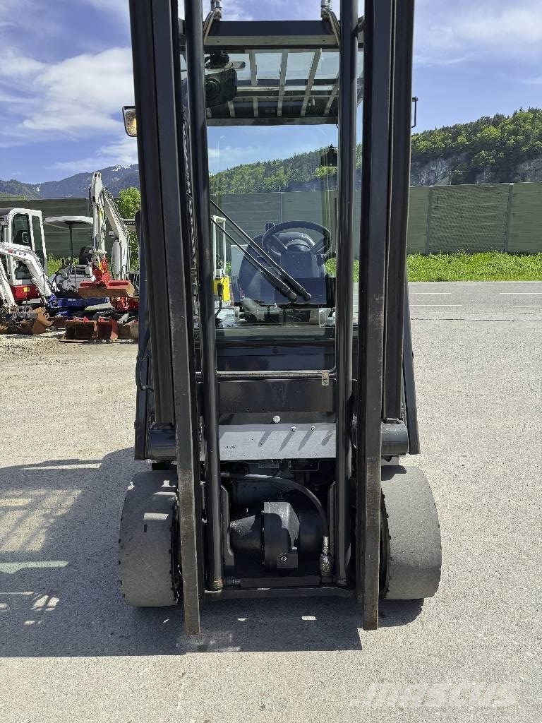 Nissan 1Q2L25Q *Triplex+Kool Reachforcks*2960 h Top Elektrikli forkliftler