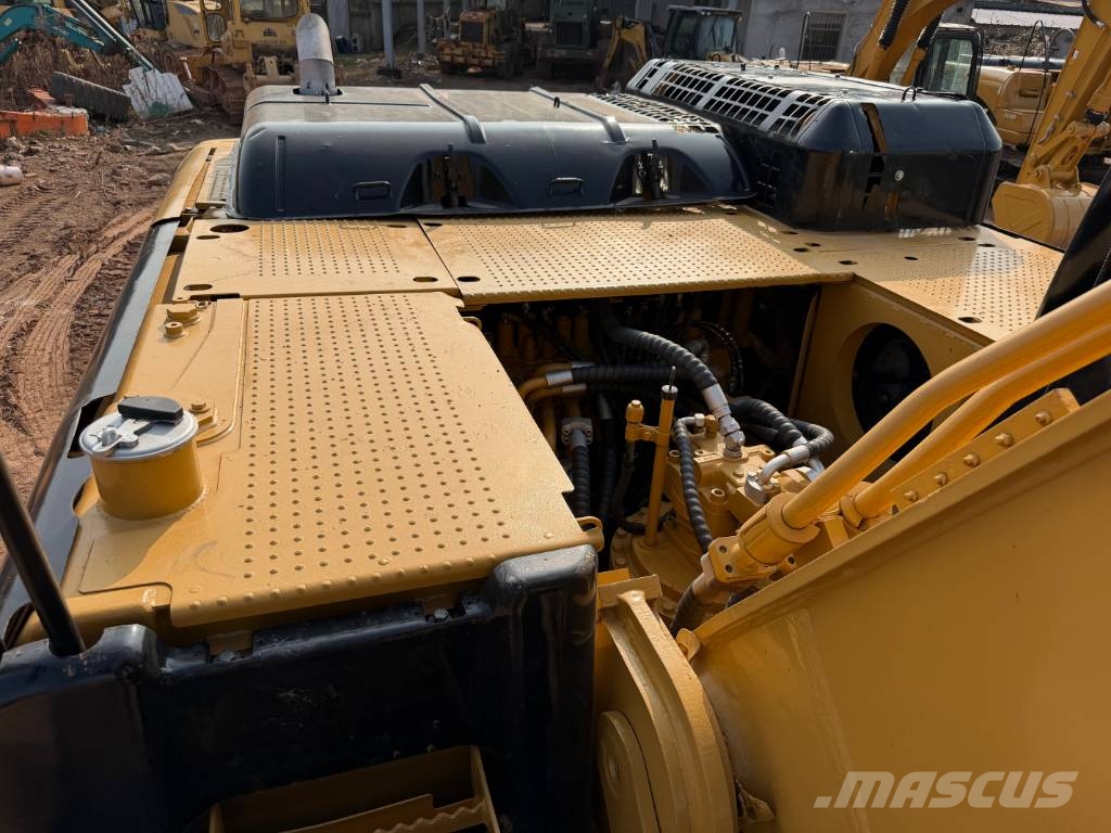 CAT 330 D Raupenbagger