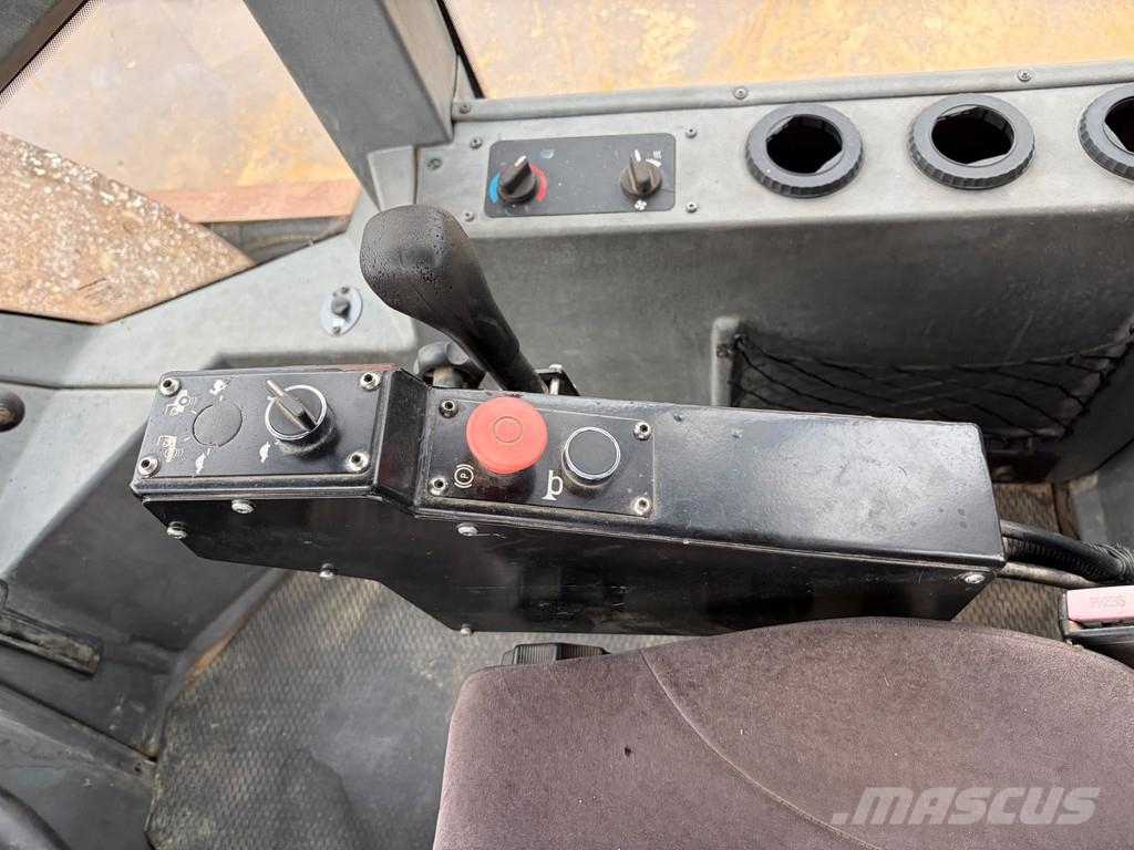 Dynapac 302D Ühe trumliga rullid