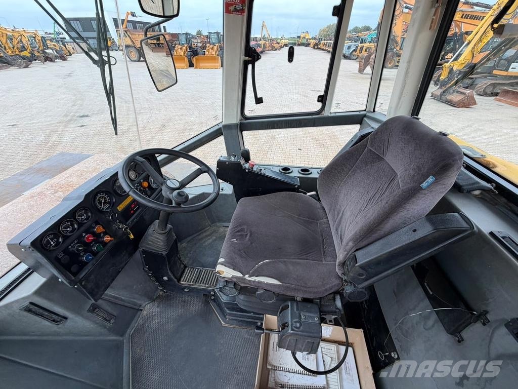 Dynapac 302D Ühe trumliga rullid