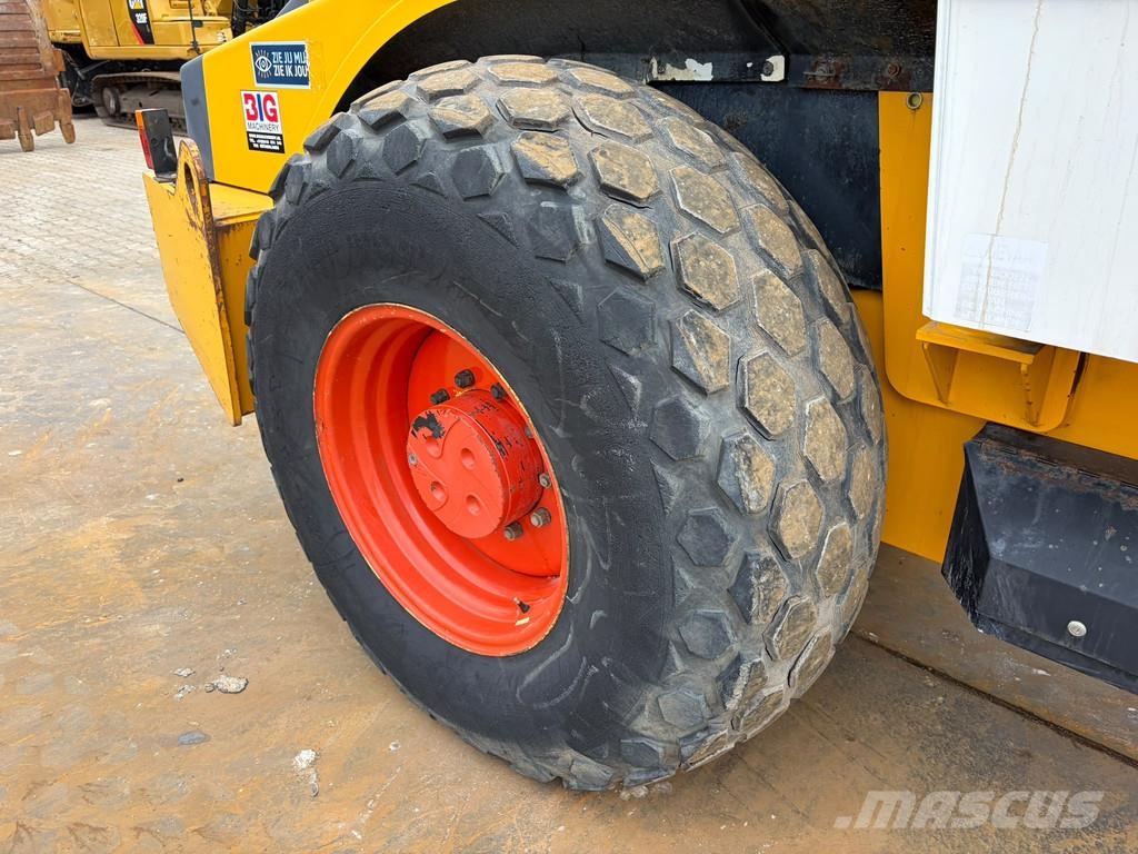 Dynapac 302D Ühe trumliga rullid
