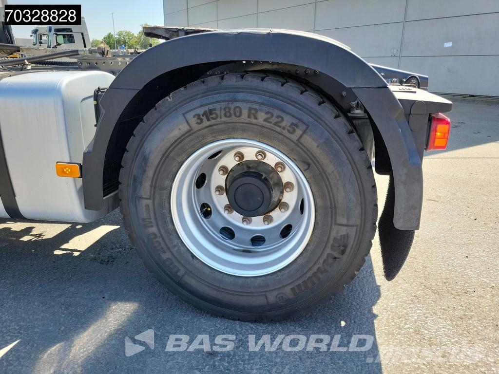 Volvo FH 500 4X2 Low Cab! VEB+ Hydraulic Tractor Units