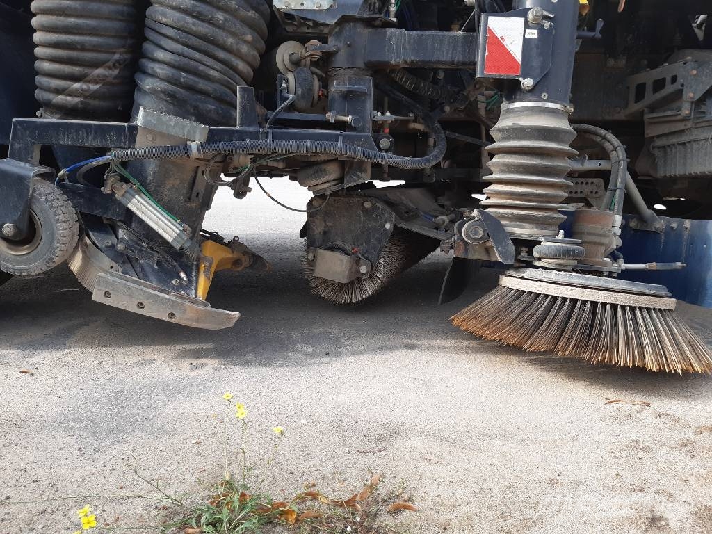 Iveco IG 160 E2 CA Camión de barrendero