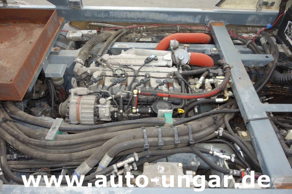 Boschung S3 Wasserfass Kipper 4-Rad-Lenkung Multicar Kommu Utility porta attrezzi