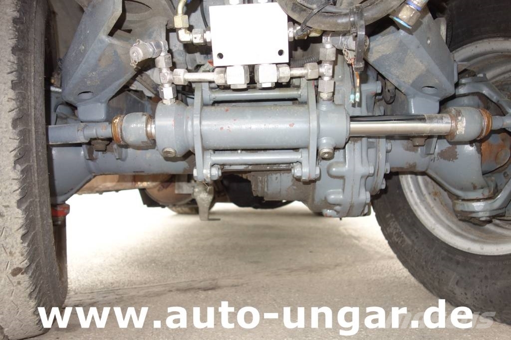 Boschung S3 Wasserfass Kipper 4-Rad-Lenkung Multicar Kommu Utility porta attrezzi