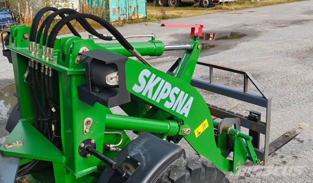 Skipsna T8600 4WD Kompaktlastere
