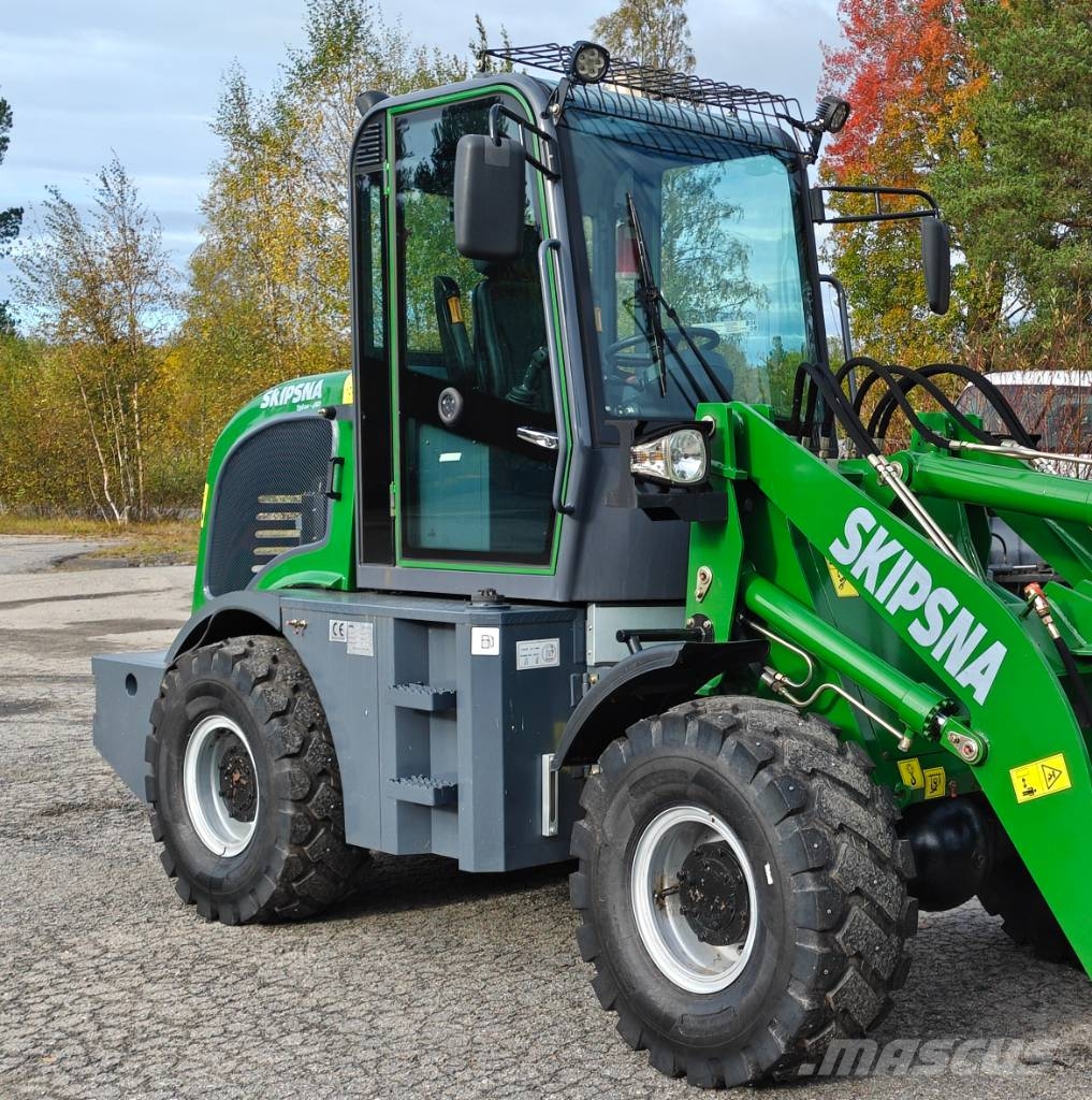 Skipsna T8600 4WD Kompaktlastere