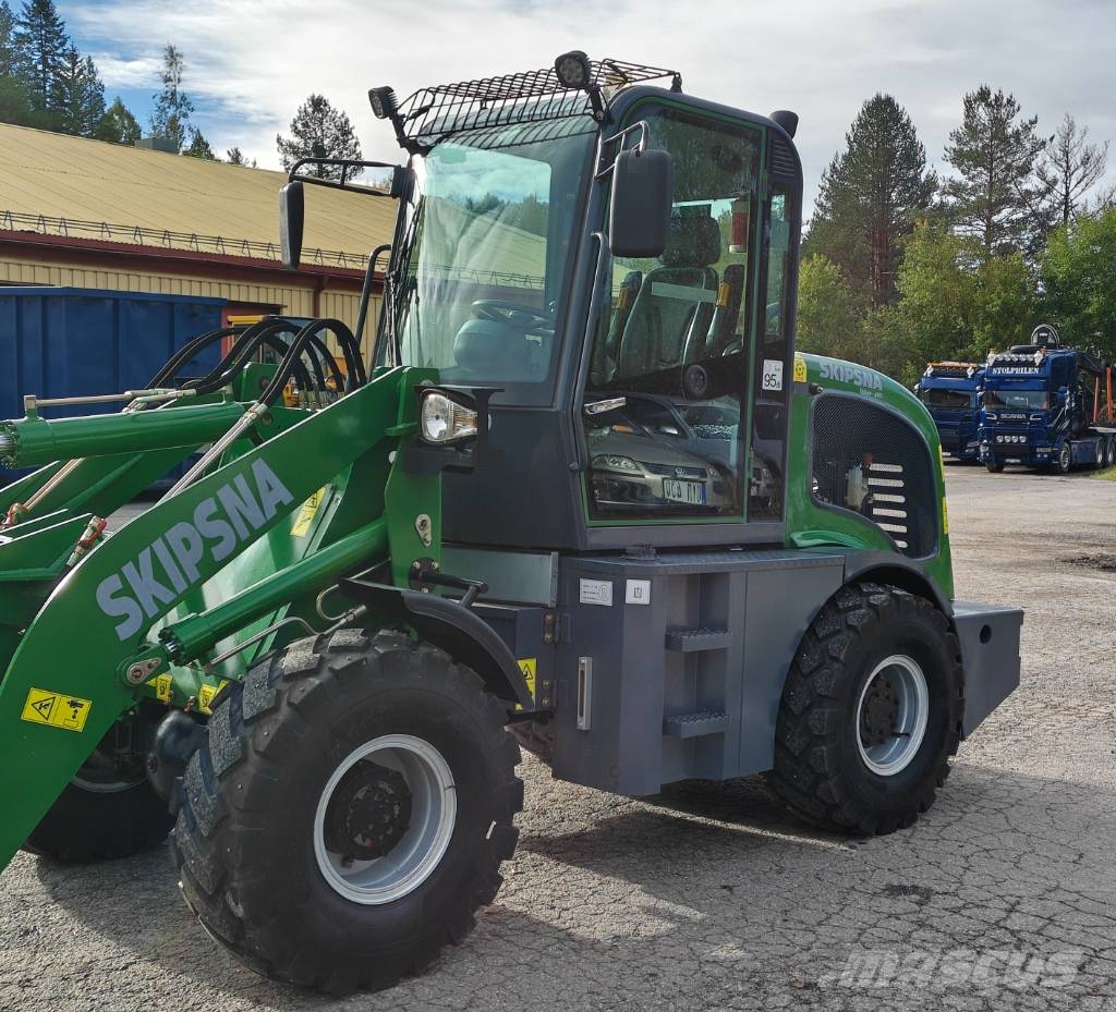 Skipsna T8600 4WD Kompaktlastere