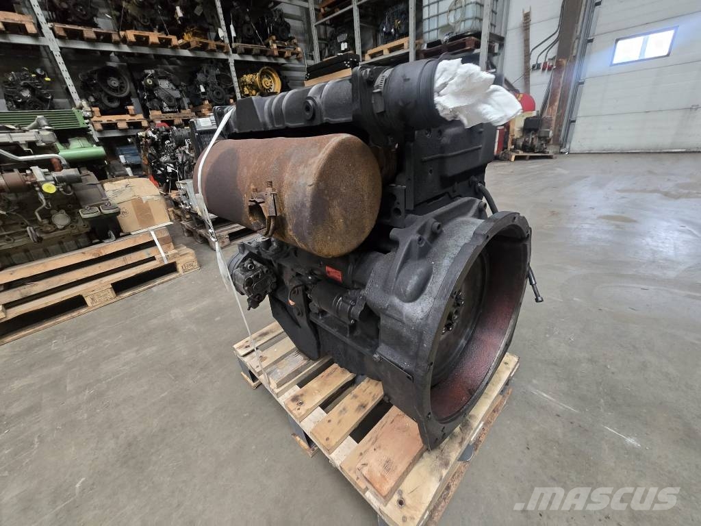 Deutz F4L2011 Moteur
