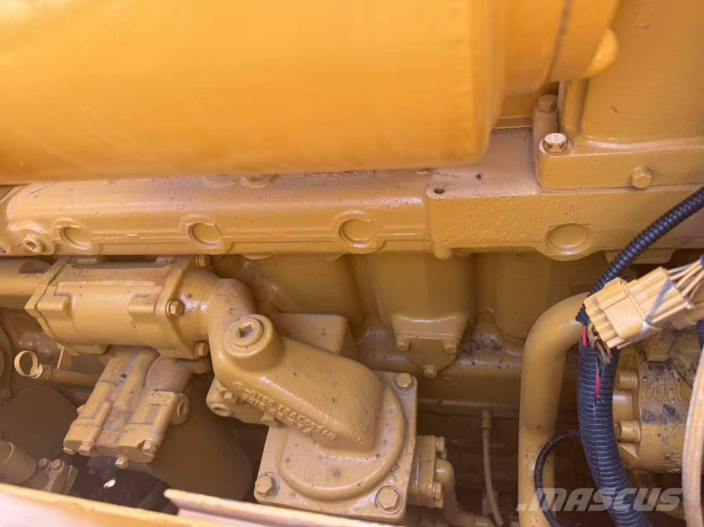 CAT D 7 G Buldožerji goseničarji